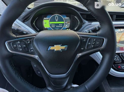 Chevrolet Bolt 2017 - фото 12