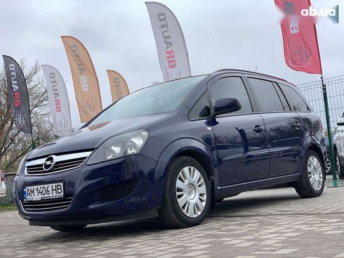 Opel Zafira 2011 - фото 2