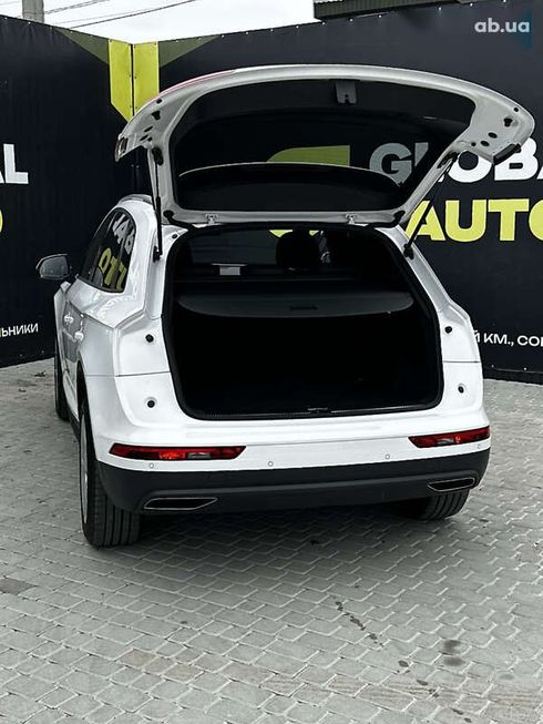 Audi Q5 2017 - фото 28