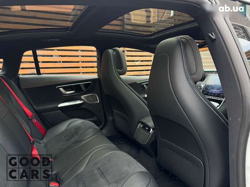 Mercedes-Benz EQE-Класс 2023 - фото 29