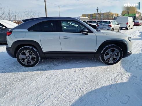 Mazda MX-30 2020 - фото 12