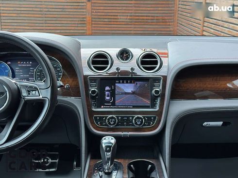 Bentley Bentayga 2017 - фото 22