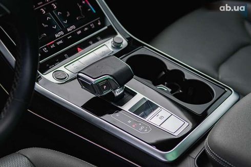 Audi Q8 2021 - фото 14