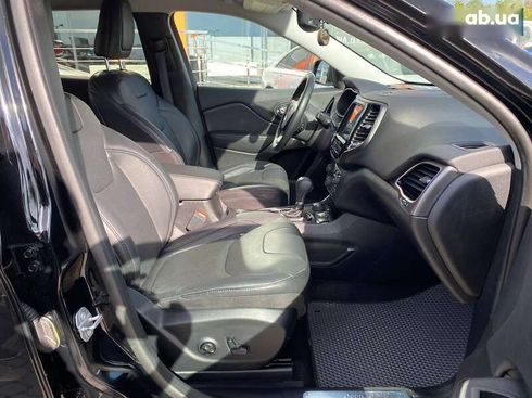 Jeep Cherokee 2019 - фото 25
