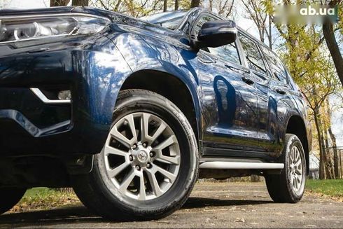 Toyota Land Cruiser Prado 2017 - фото 8