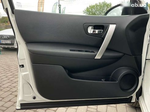 Nissan Qashqai 2010 - фото 24