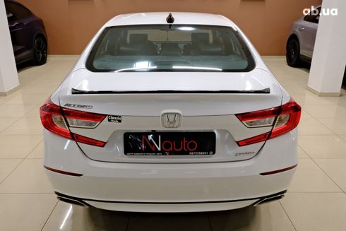 Honda Accord 2022 белый - фото 6