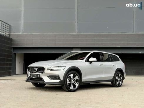 Volvo V60 Cross Country 2024 - фото 9