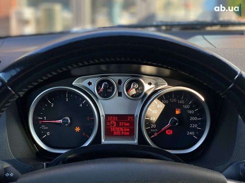 Ford C-Max 2010 - фото 21