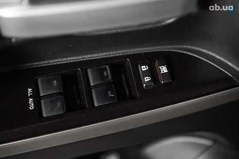 Toyota Land Cruiser 2018 - фото 26