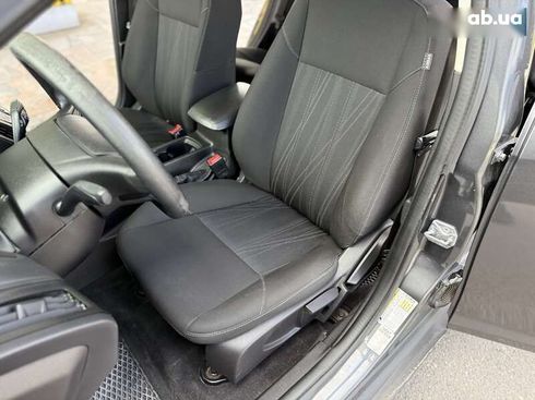 Ford Focus 2017 - фото 14