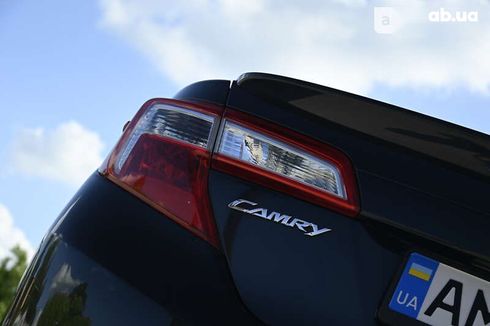 Toyota Camry 2013 - фото 17