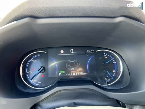 Toyota RAV4 2020 - фото 24