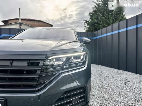 Volkswagen Touareg 2019 - фото 24