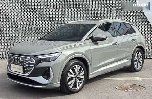 Audi Q4 e-tron 2023 - фото 2
