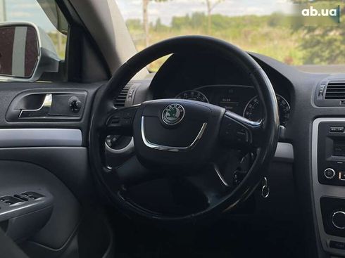 Skoda Octavia 2011 - фото 15