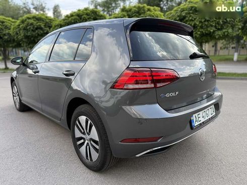 Volkswagen e-Golf 2020 - фото 13