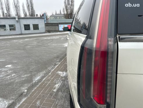 Cadillac Escalade 2014 белый - фото 61