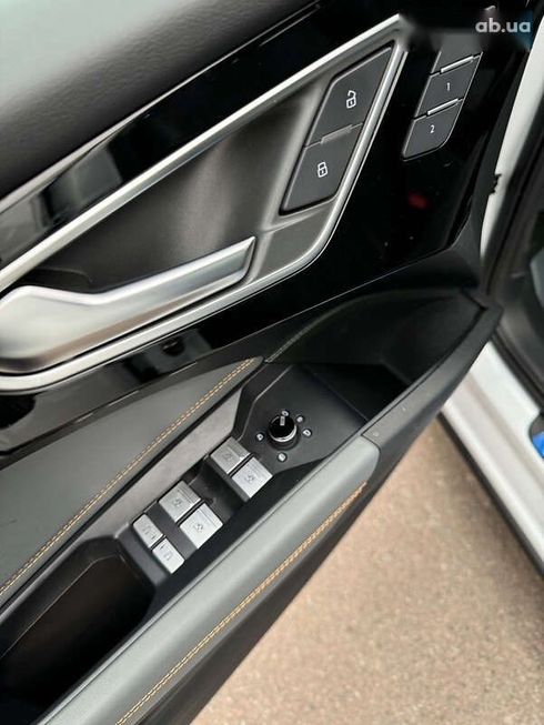 Audi Q4 e-tron 2023 - фото 17