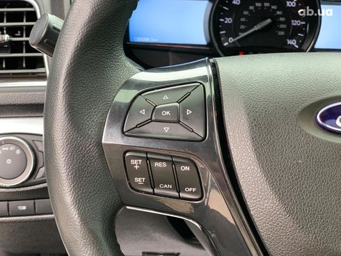 Ford Explorer 2018 белый - фото 30