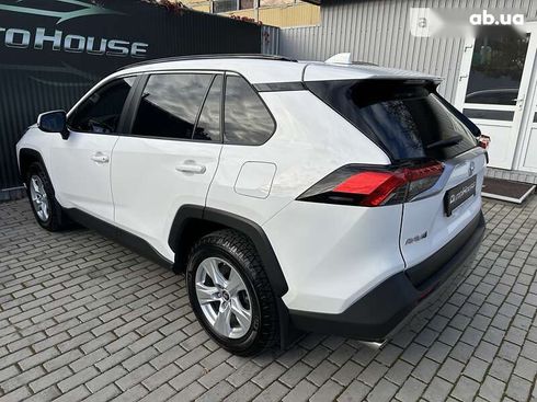 Toyota RAV4 2019 - фото 23