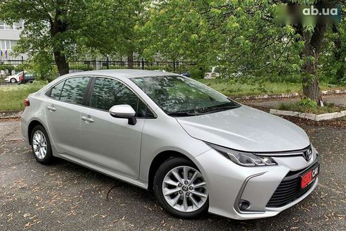 Toyota Corolla 2020 - фото 11