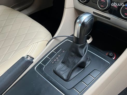 Volkswagen Passat 2016 белый - фото 32