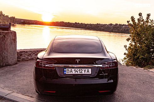 Tesla Model S 2020 черный - фото 6