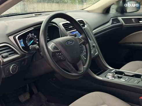 Ford Fusion 2020 - фото 21