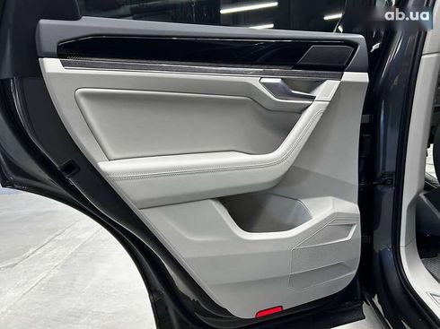 Volkswagen Touareg 2020 - фото 17