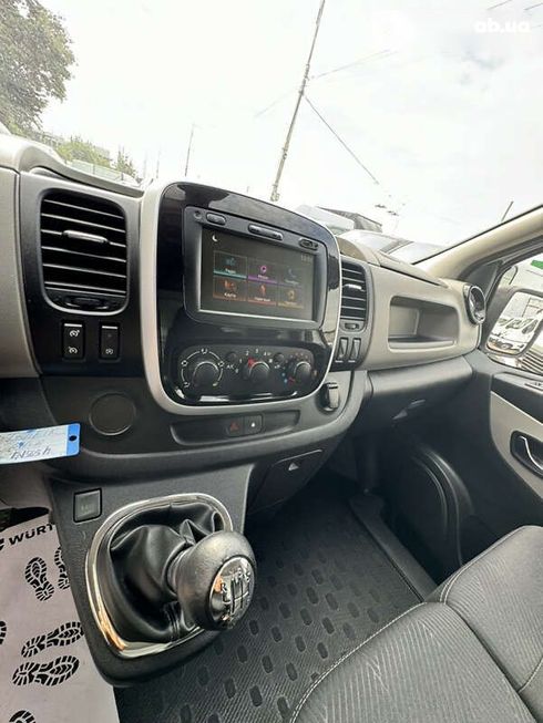 Renault Trafic 2019 - фото 12