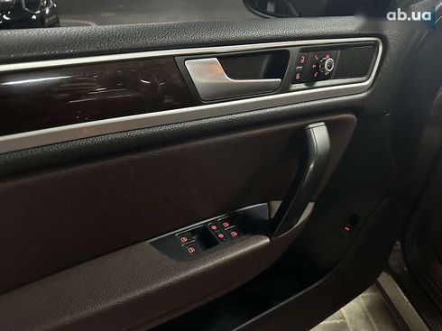 Volkswagen Touareg 2012 - фото 9