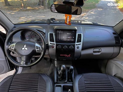 Mitsubishi Pajero Sport 2011 черный - фото 25