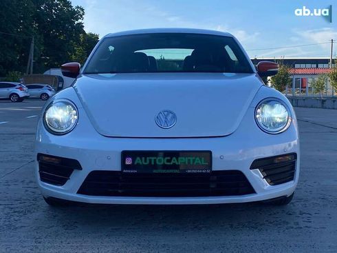Volkswagen Beetle 2017 - фото 4