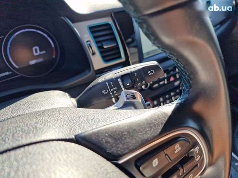 Kia Niro 2019 - фото 27