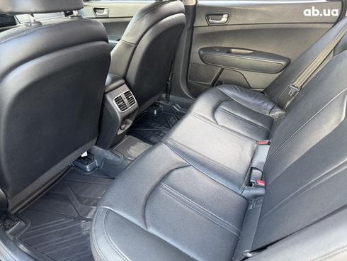 Kia K5 2015 серый - фото 9