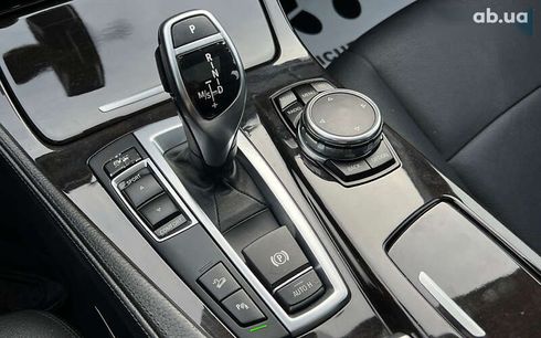 BMW 5 серия 2015 - фото 18