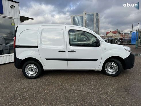 Renault Kangoo 2022 - фото 9