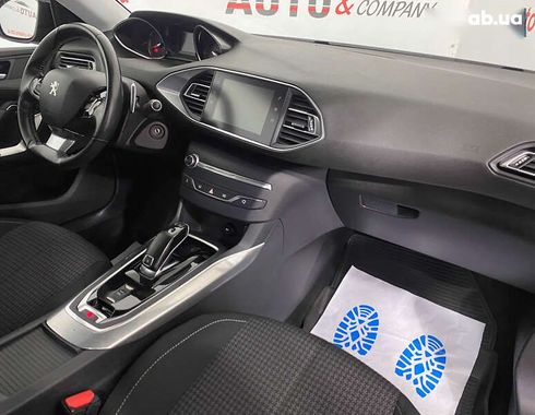 Peugeot 308 2020 - фото 8