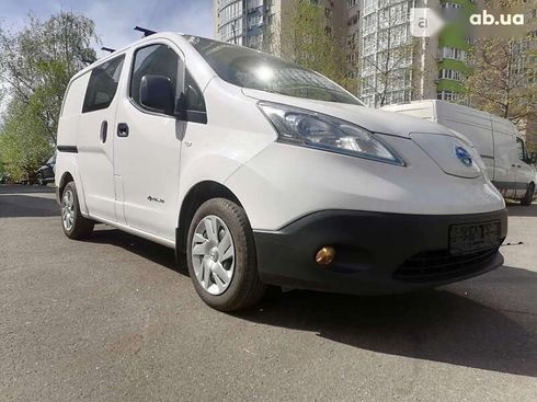 Nissan e-NV200 2019 - фото 8