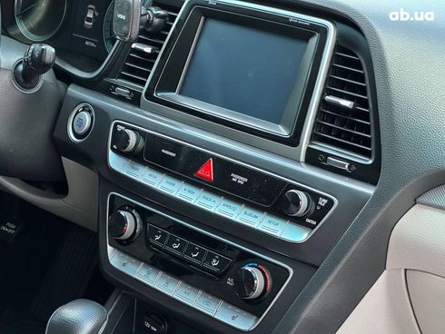 Hyundai Sonata 2018 серый - фото 34