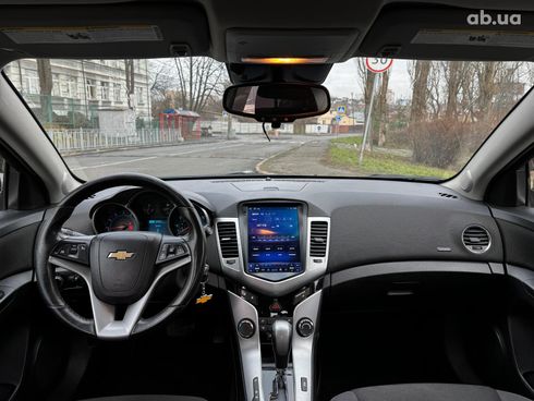 Chevrolet Cruze 2013 серый - фото 27
