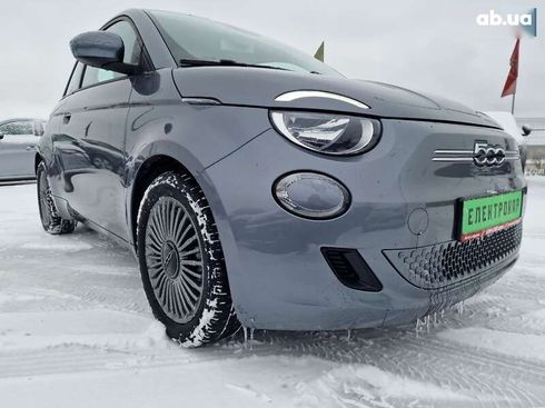 Fiat 500E 2022 - фото 9