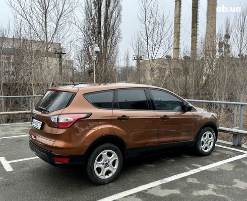 Ford Escape 2017 коричневый - фото 3