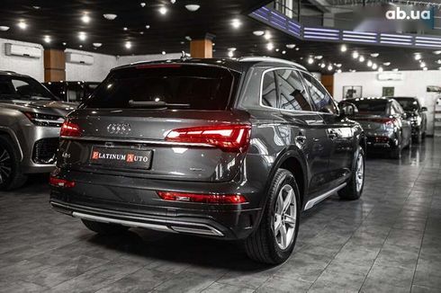 Audi Q5 2021 - фото 16
