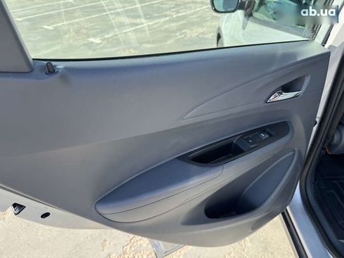 Chevrolet Bolt 2021 - фото 27