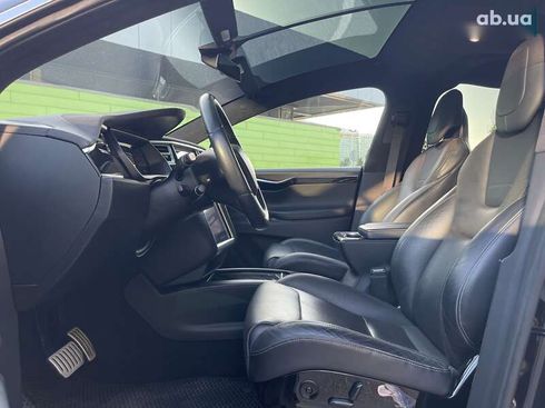 Tesla Model X 2016 - фото 17