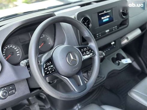 Mercedes-Benz Sprinter 2021 - фото 11