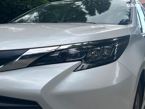 Toyota Sienna 2023 белый - фото 8