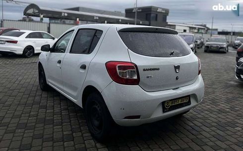 Dacia Sandero 2015 - фото 5